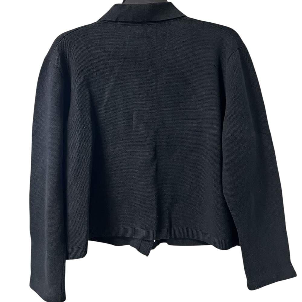 J.Crew Lady Sweater Jacket | Size Large | Black
Bouclé Knit | Layering Staple - Picture 3 of 10